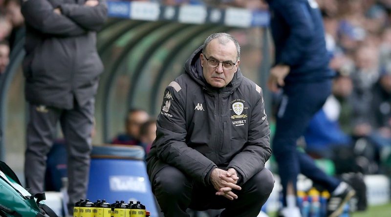 Huấn luyện viên Marcelo Bielsa là ai? “Gã điên” huyền thoại trong làng bóng đá thế giới